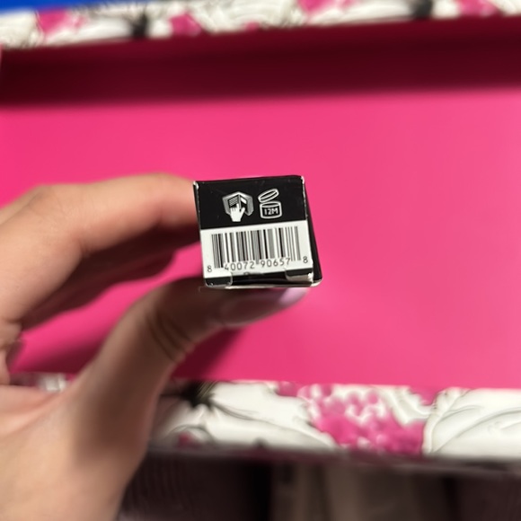 BNIB Jaclyn Cosmetics liquid lipstick in “unwrap me” - Picture 6 of 7